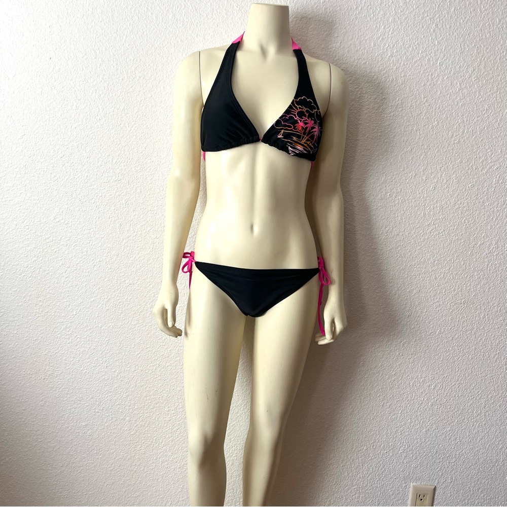 black 2 piece bikini set with pink accents and halter neck Women’s size M